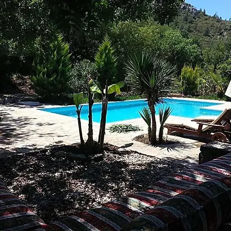 别墅 Sleeps 6 Pool Air Con *