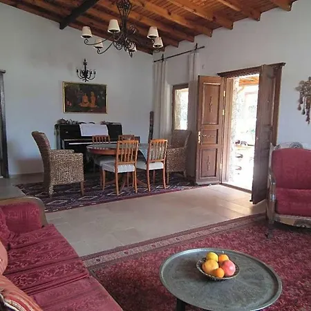 Sleeps 6 Pool Air Con Kayakoy