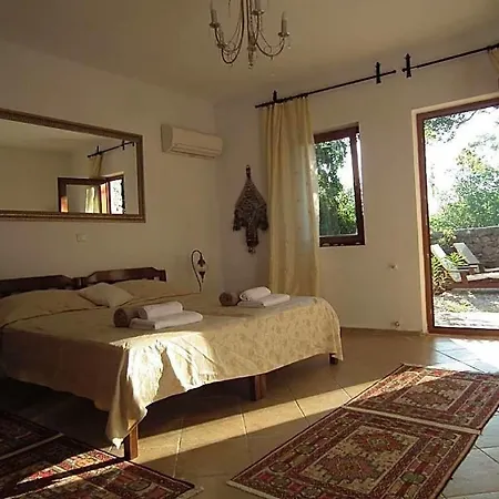 Sleeps 6 Pool Air Con Kayakoy